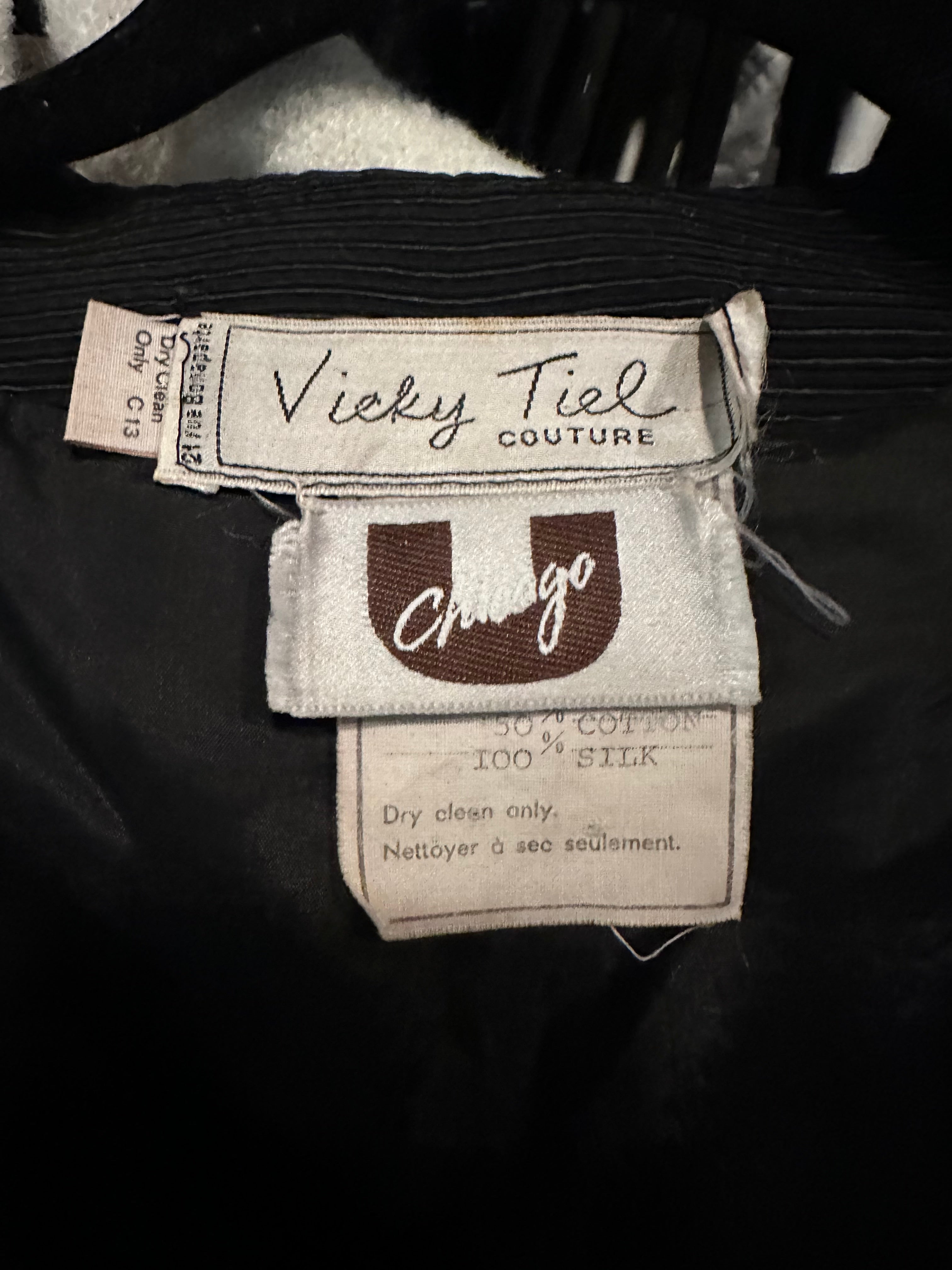 Vicky Tiel COUTURE Fitted Black Jacket with Ruffle Bib - photo 7