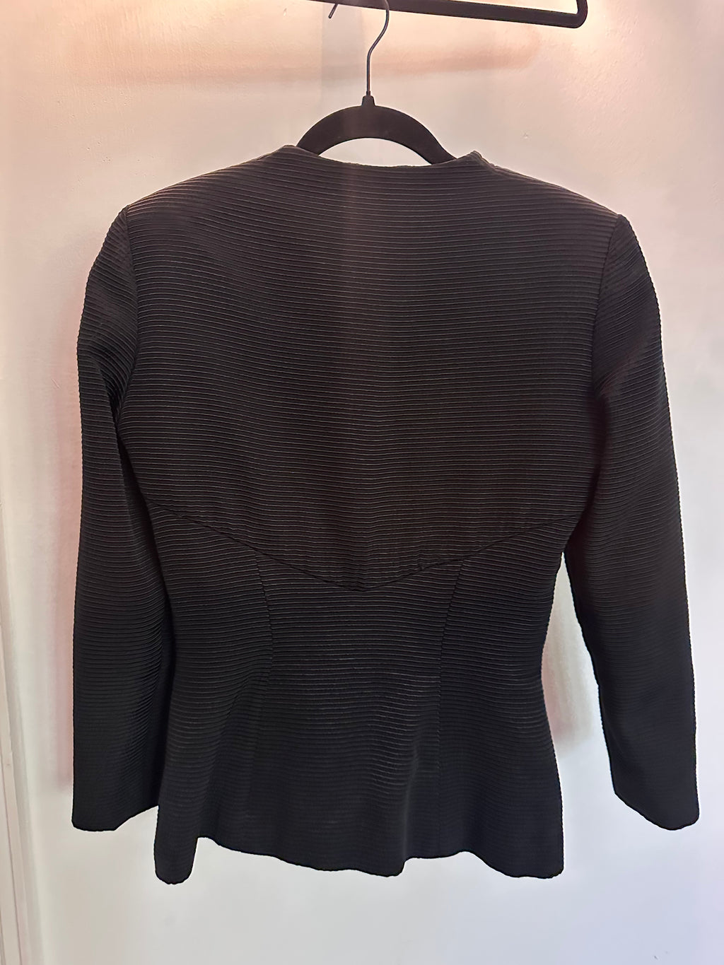 Vicky Tiel COUTURE Fitted Black Jacket with Ruffle Bib - photo 6